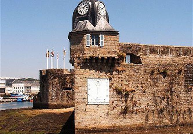 CONCARNEAU appelé aussi "LA VILLE CLOSE"